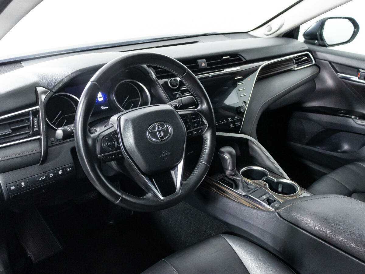 Toyota Camry, 2018 Фото №11