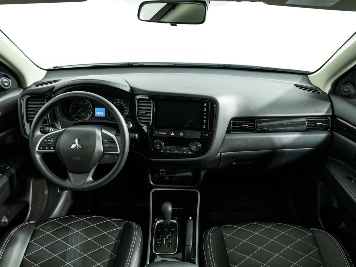 Mitsubishi Outlander III Рестайлинг 3, 2022 Фото №10