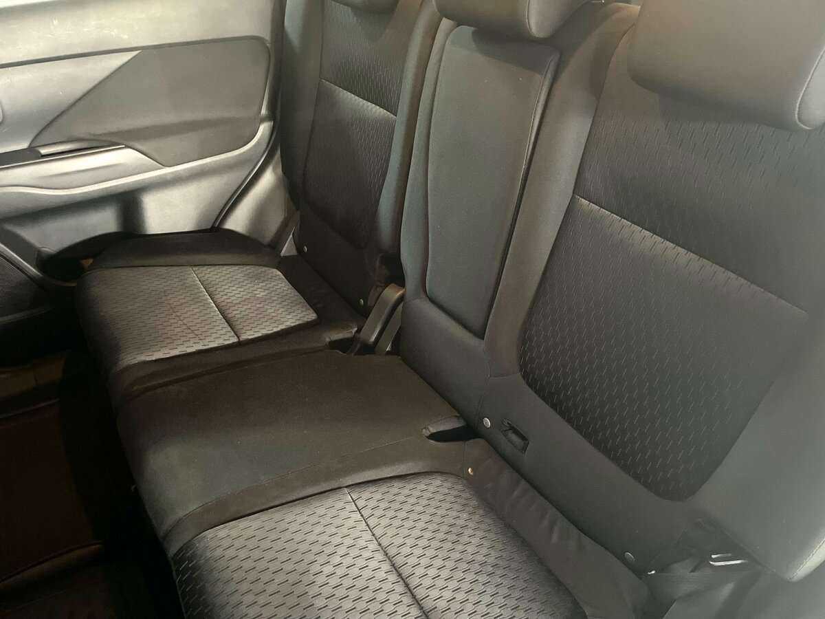 Mitsubishi Outlander, 2013 Фото №14