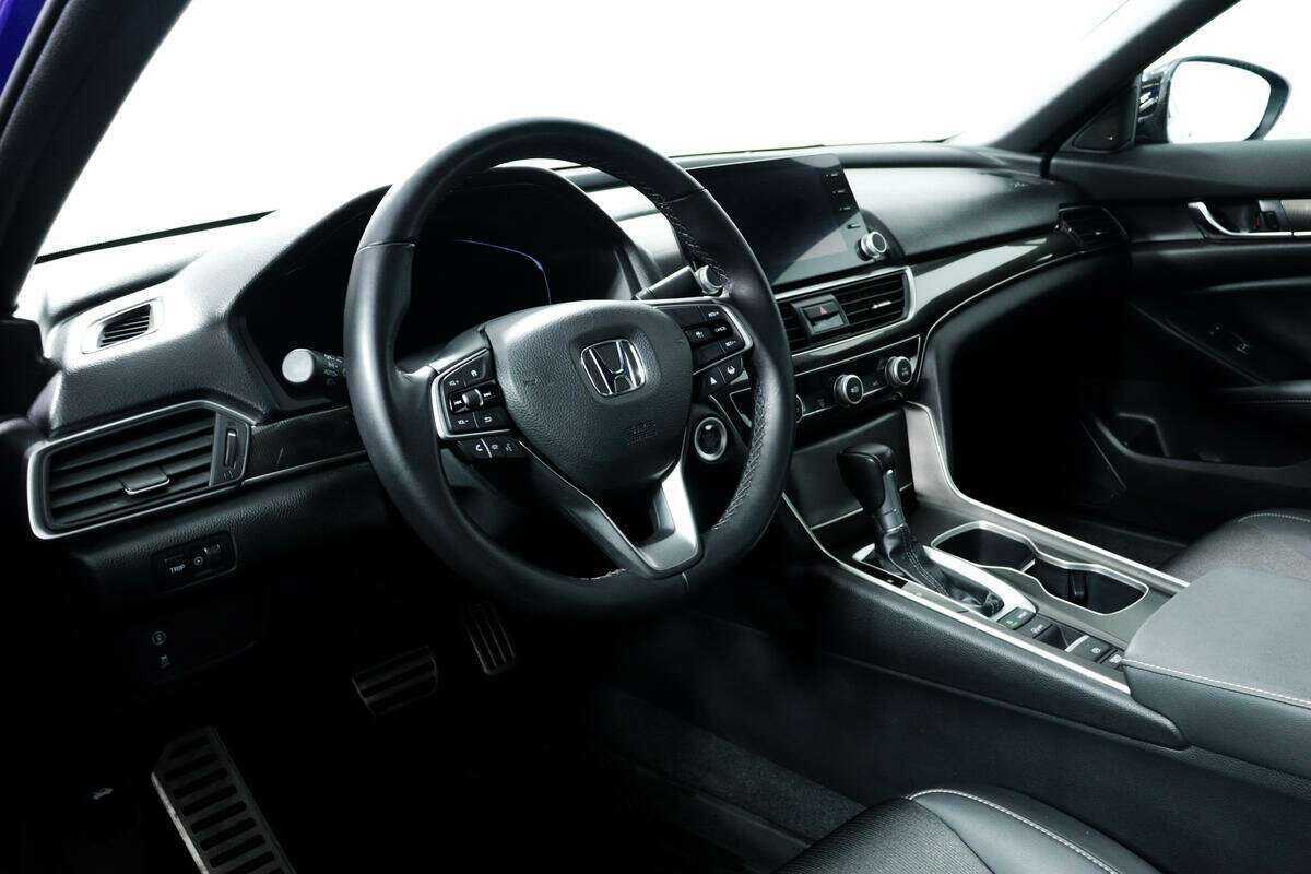 Honda Accord, 2022 Фото №13