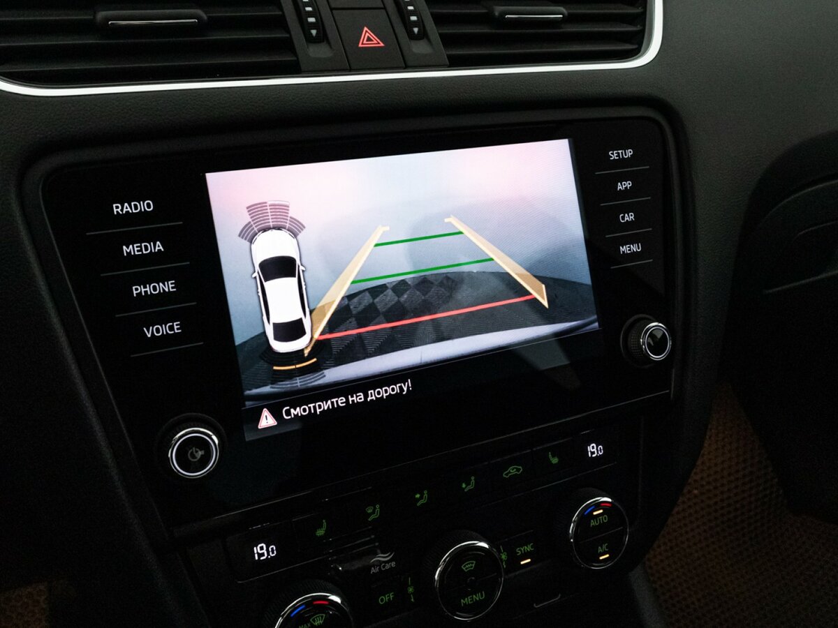 Skoda Octavia III (A7) Рестайлинг, 2020 Фото №16