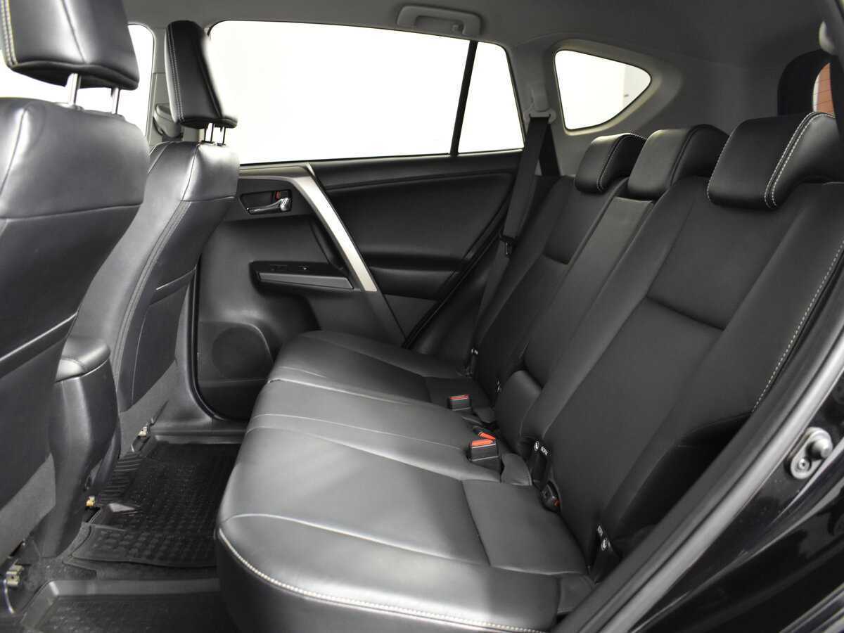 Toyota RAV4, 2018 Фото №8