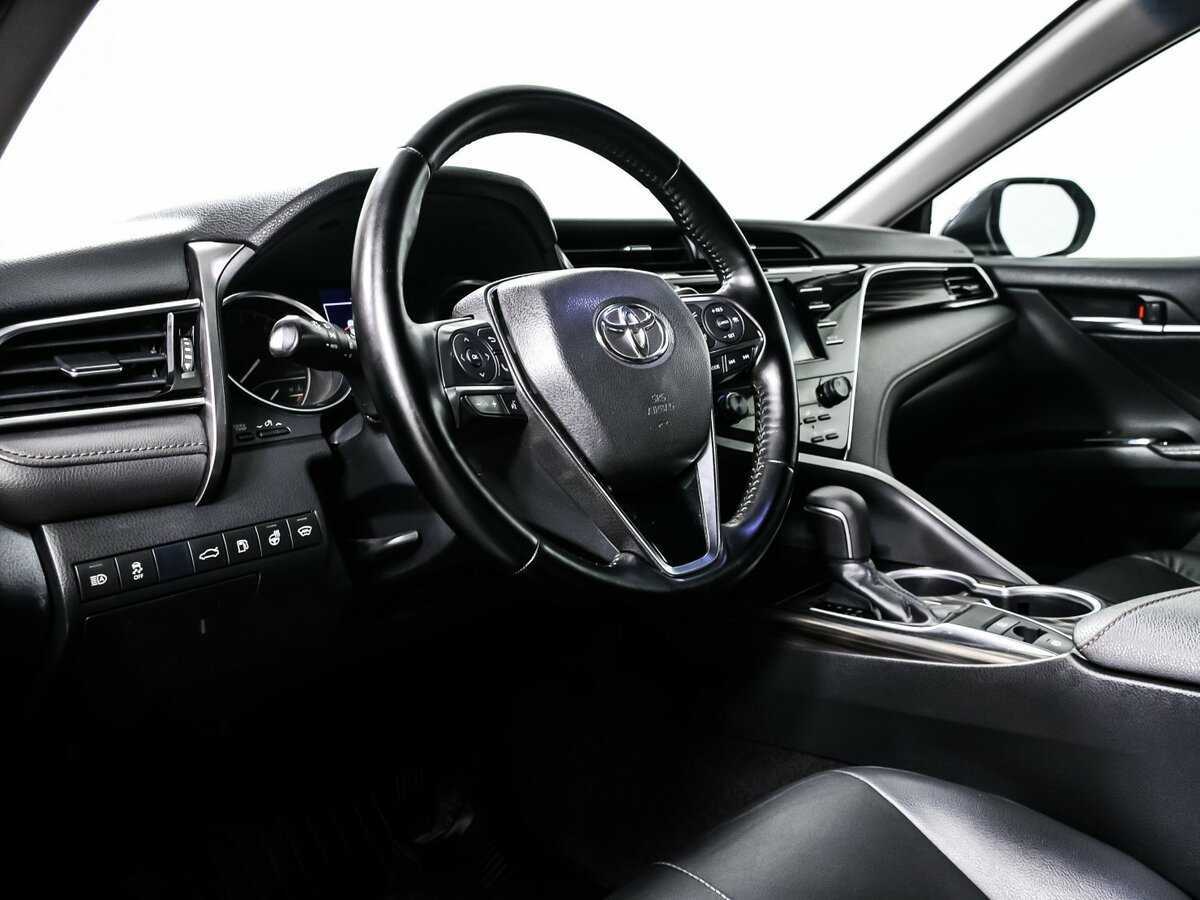 Toyota Camry, 2018 Фото №13