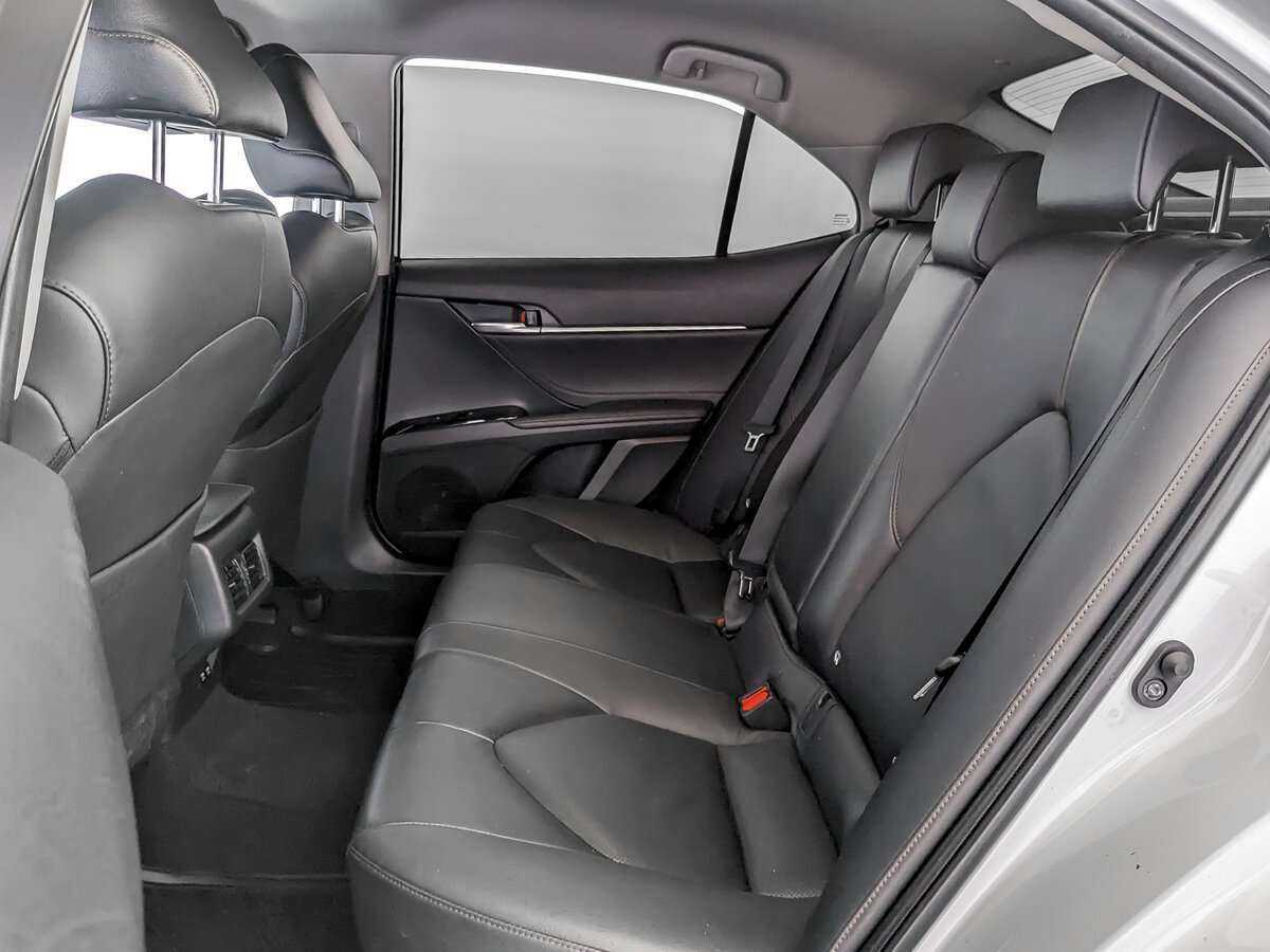 Toyota Camry, 2019 Фото №12