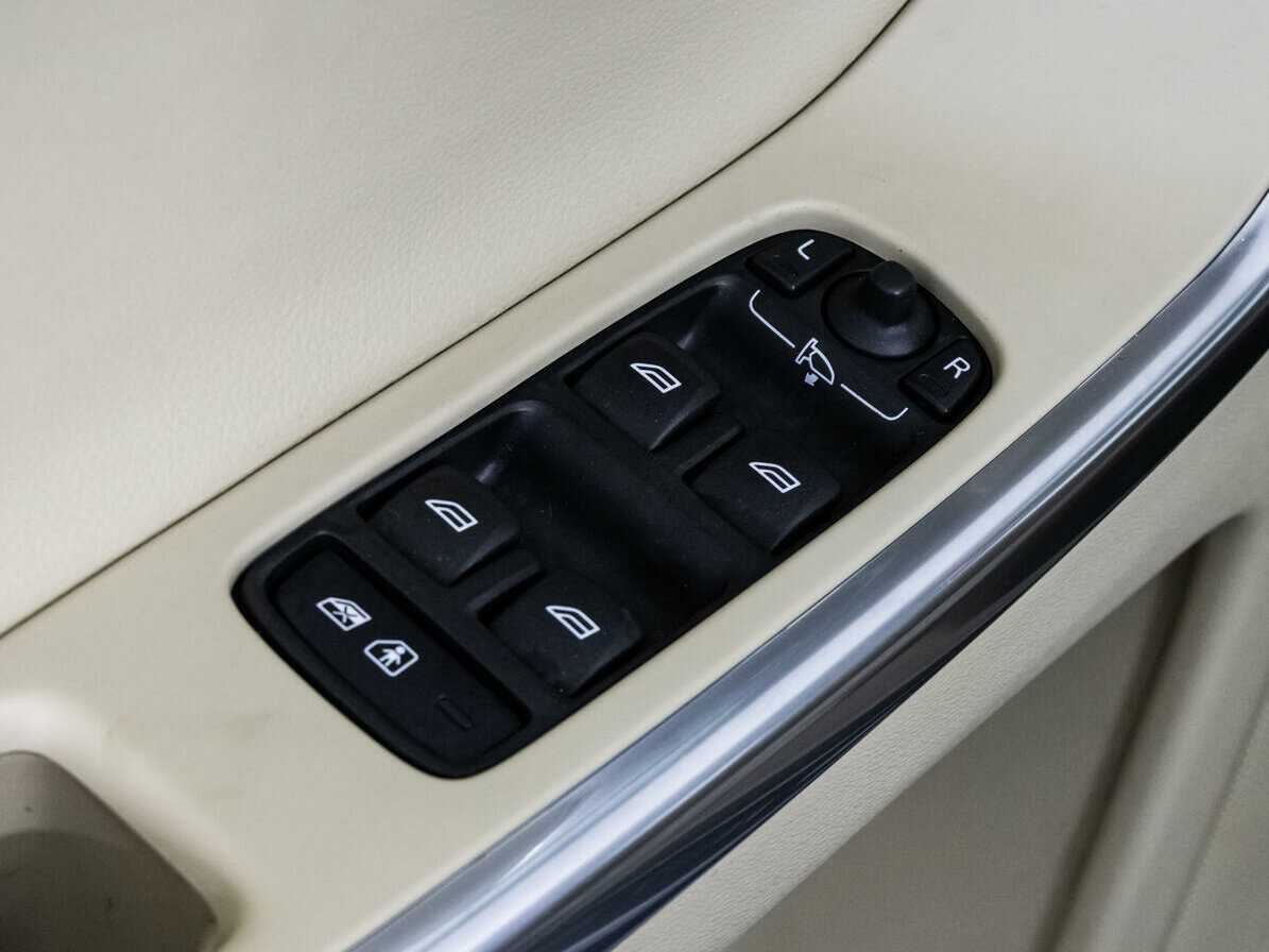 Volvo XC60, 2016 Фото №12