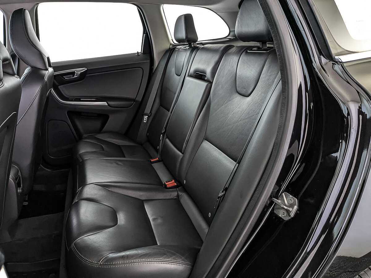 Volvo XC60, 2017 Фото №12