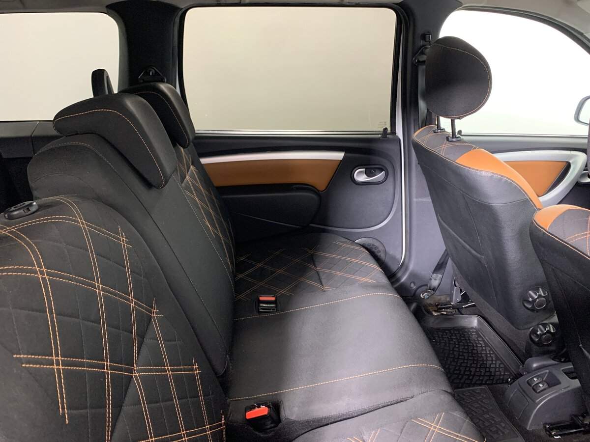 Lada (ВАЗ) Largus Cross, 2018 Фото №17