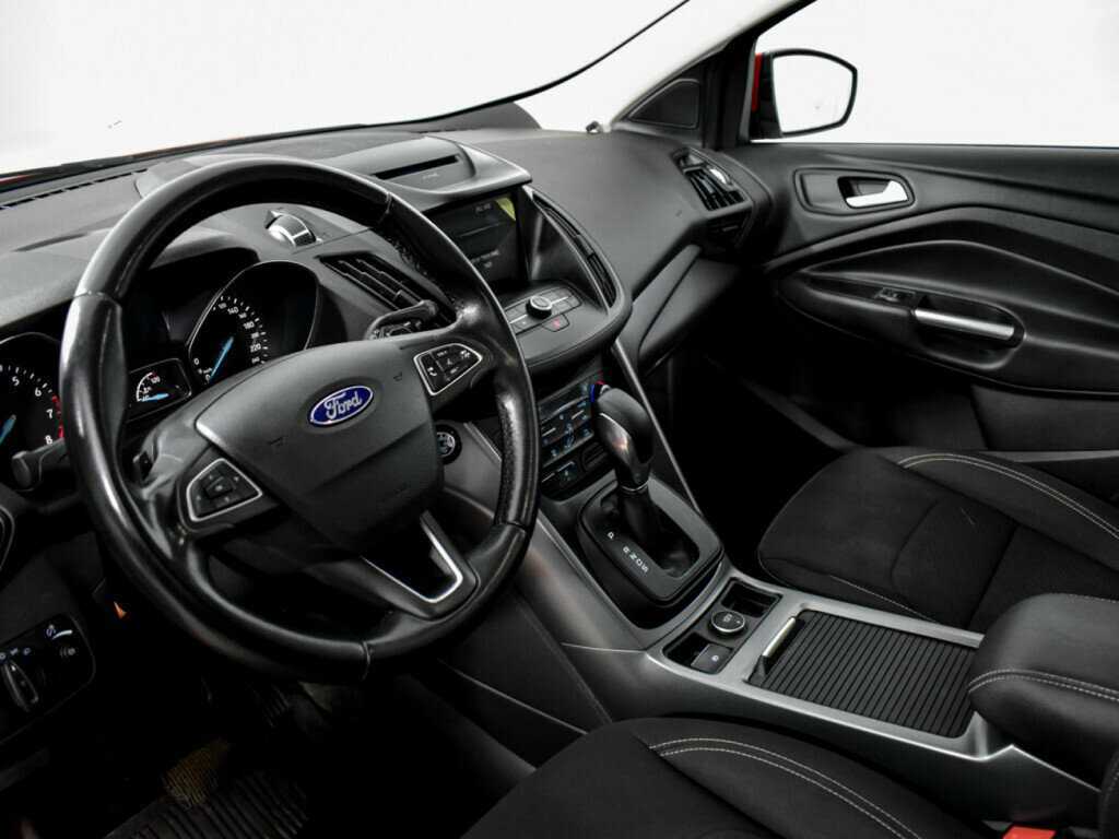 Ford Kuga, 2017 Фото №7