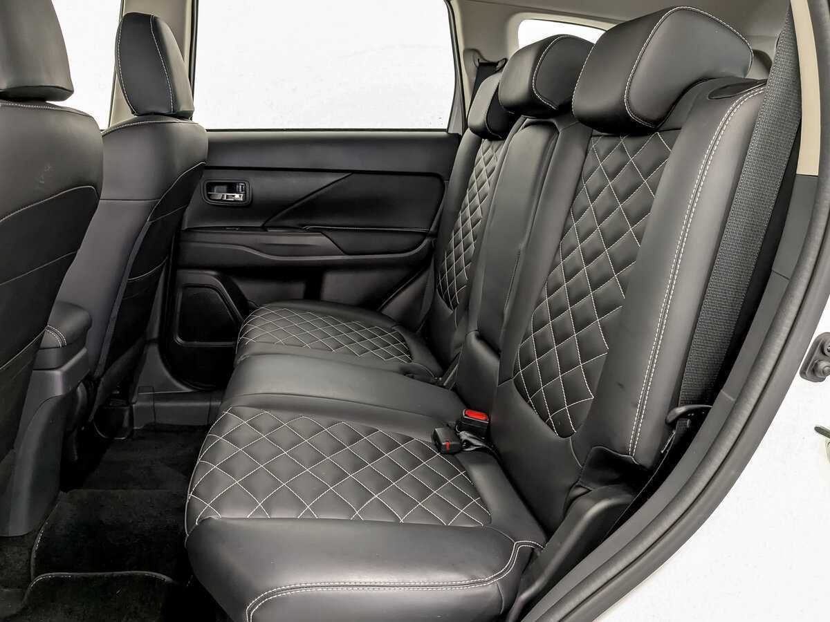 Mitsubishi Outlander, 2022 Фото №12