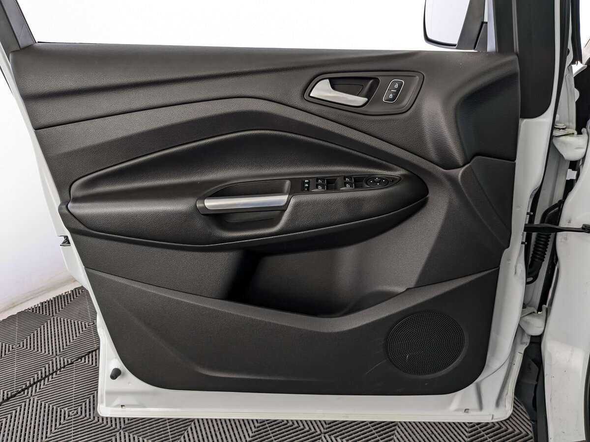 Ford Kuga, 2018 Фото №15