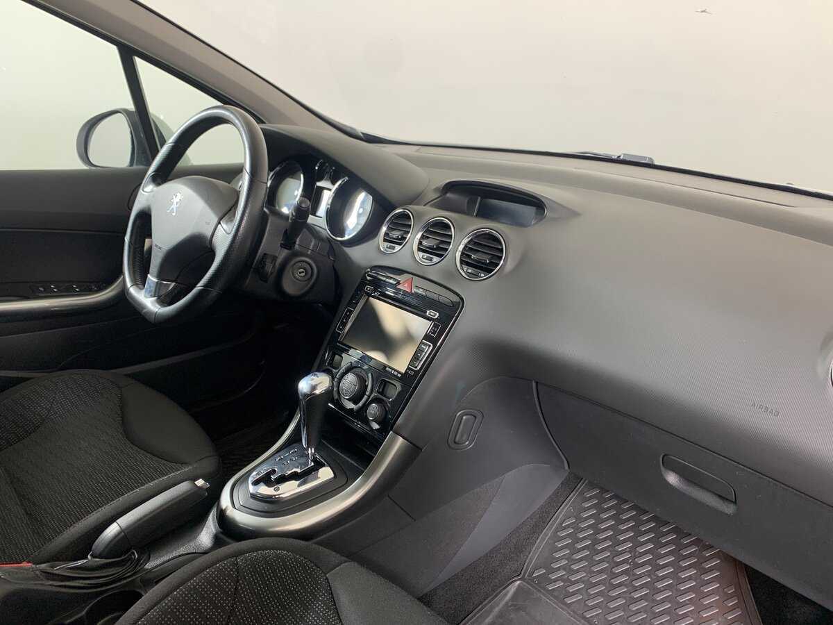 Peugeot 308, 2012 Фото №14