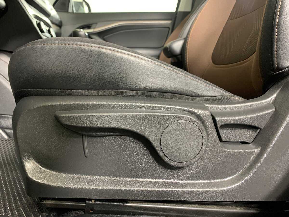 Lada (ВАЗ) Vesta SW, 2019 Фото №17