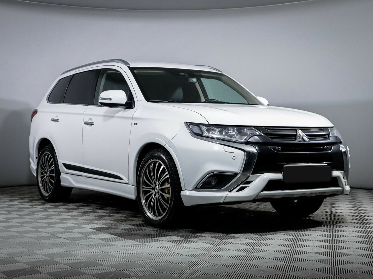 Mitsubishi Outlander III Рестайлинг 3, 2018 Фото №3