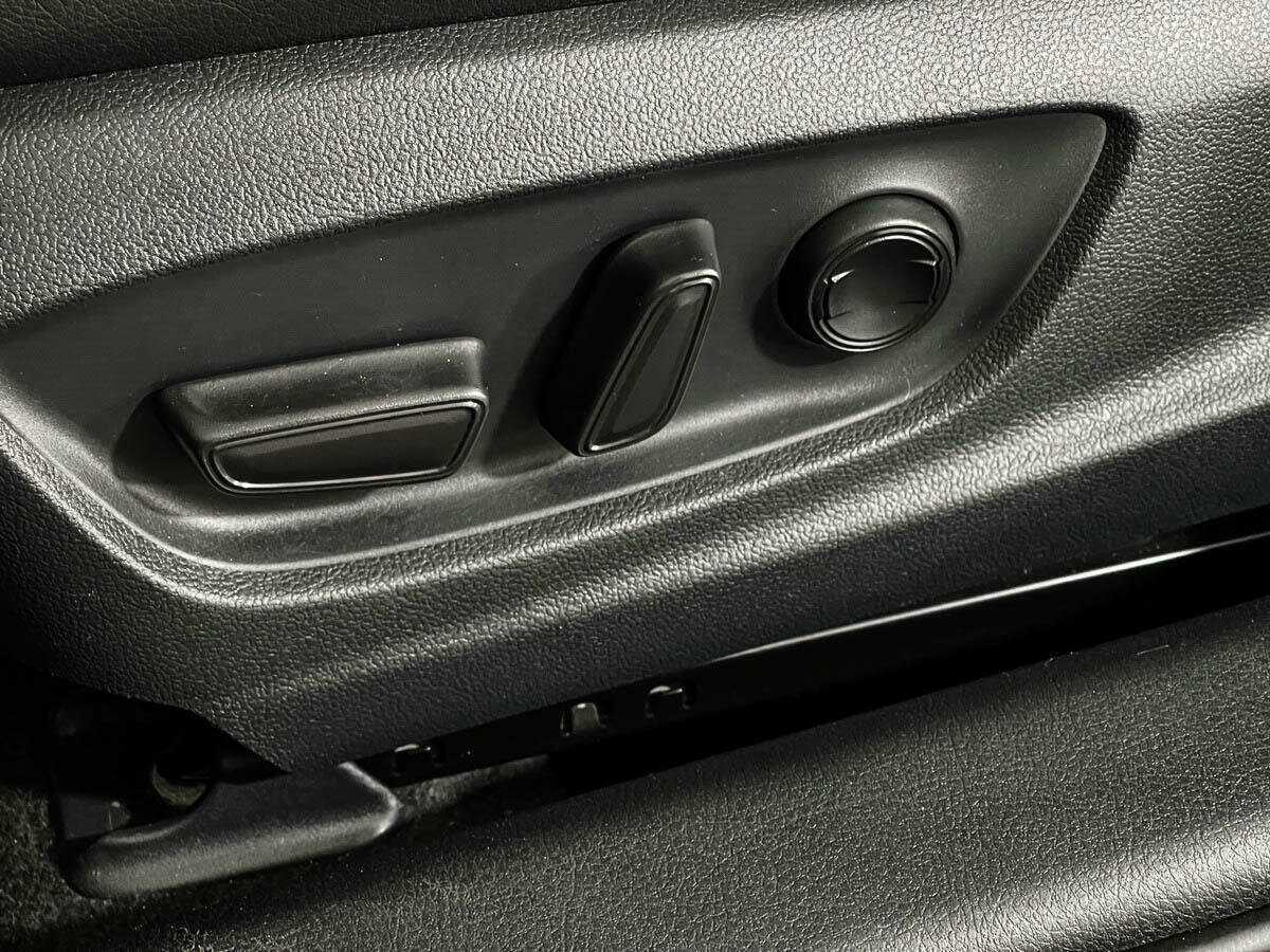 Toyota Camry, 2020 Фото №14