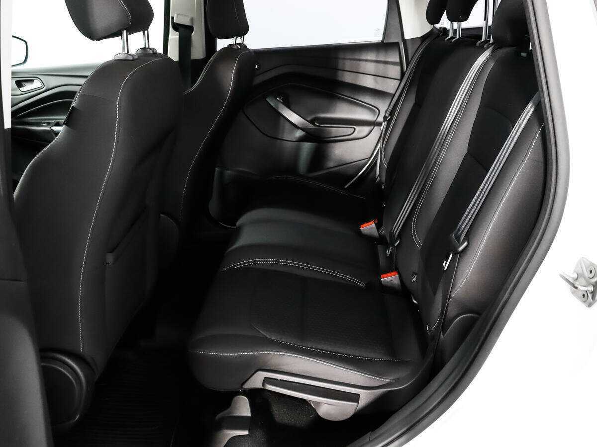 Ford Kuga, 2017 Фото №7