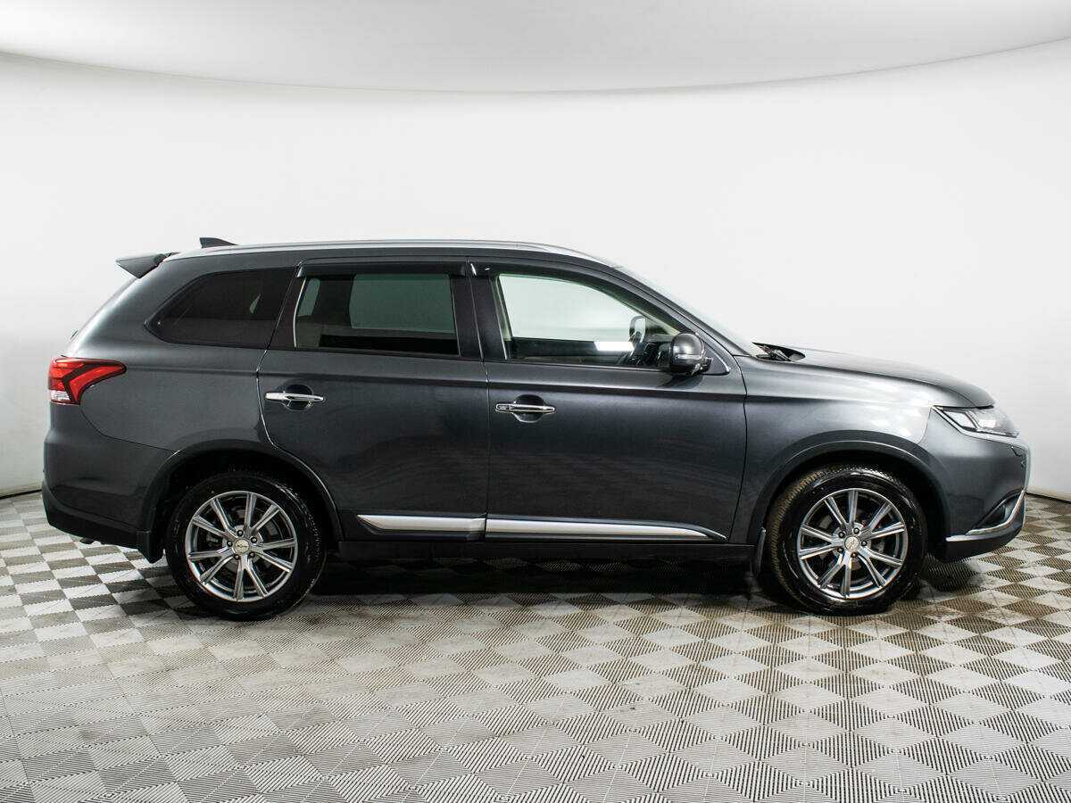 Mitsubishi Outlander, 2019 Фото №2