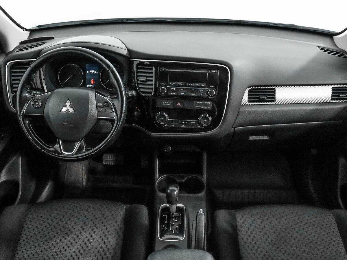 Mitsubishi Outlander, 2015 Фото №12