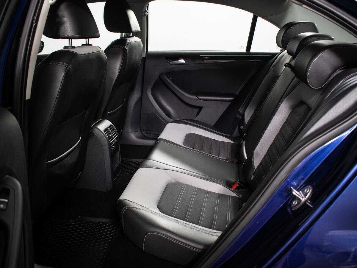 Volkswagen Jetta, 2015 Фото №10