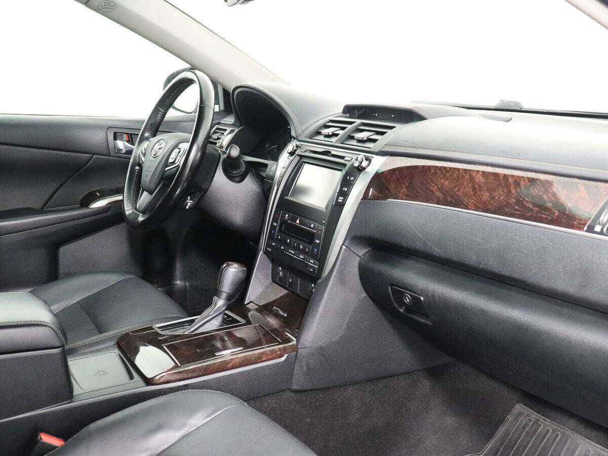 Toyota Camry, 2018 Фото №7