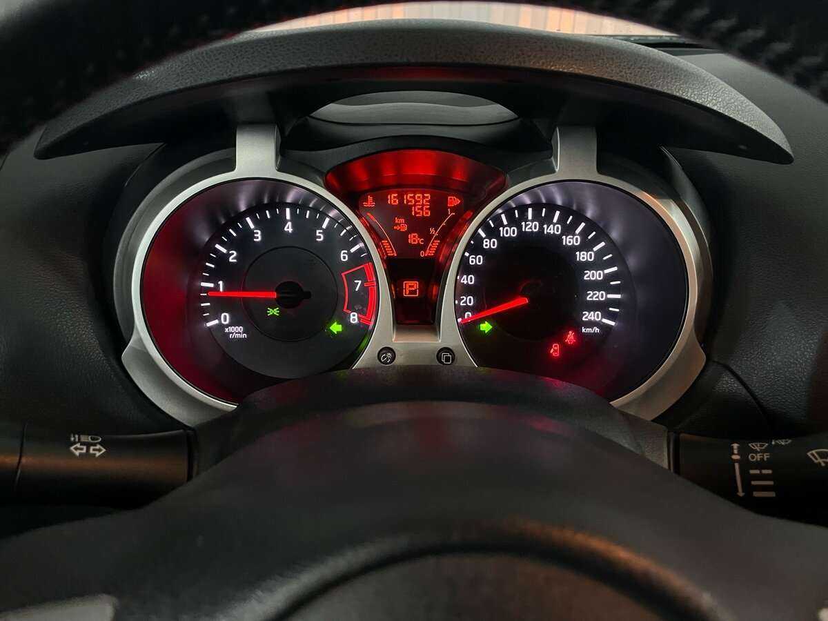 Nissan Juke, 2012 Фото №15