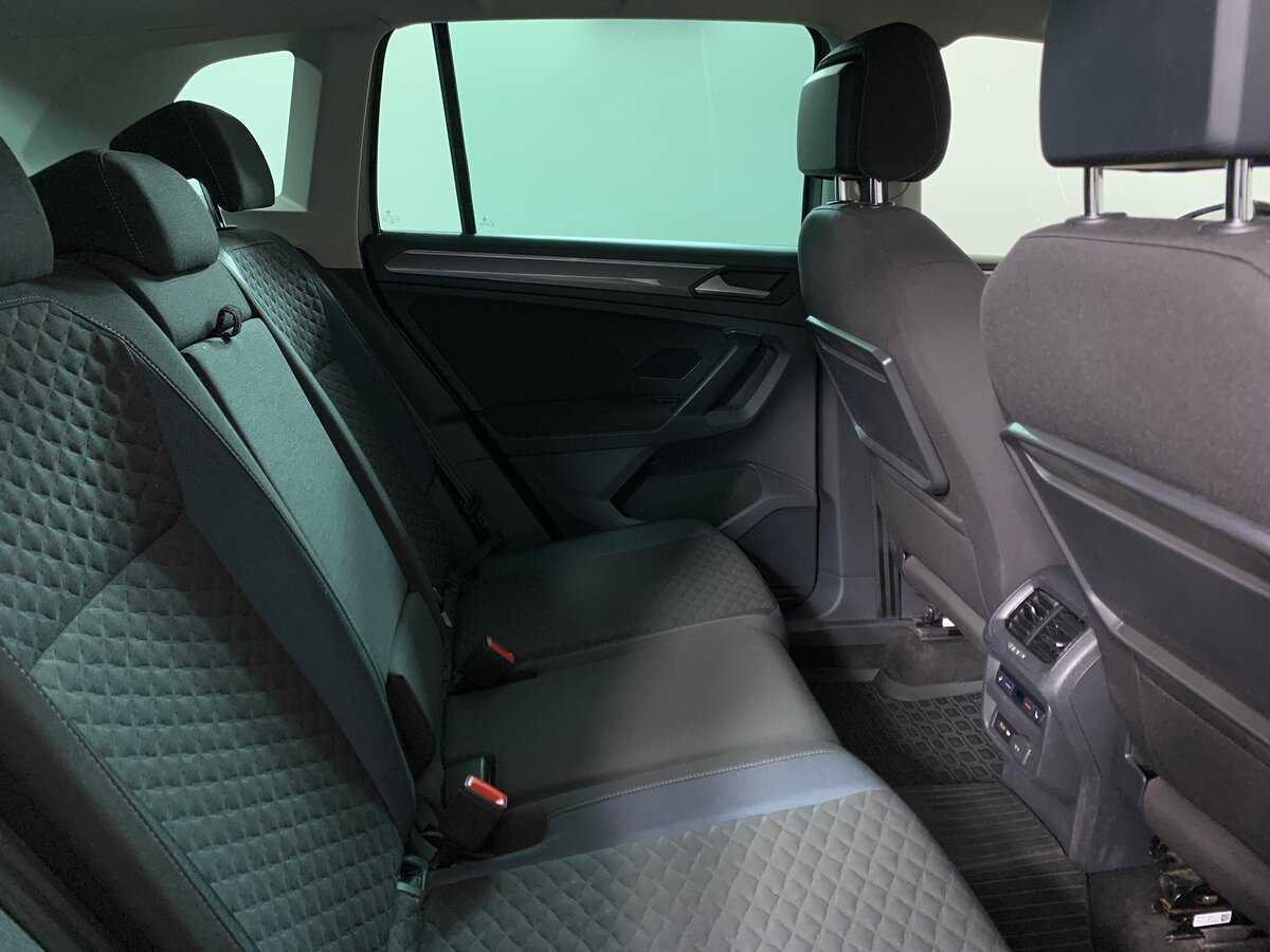 Volkswagen Tiguan, 2019 Фото №18