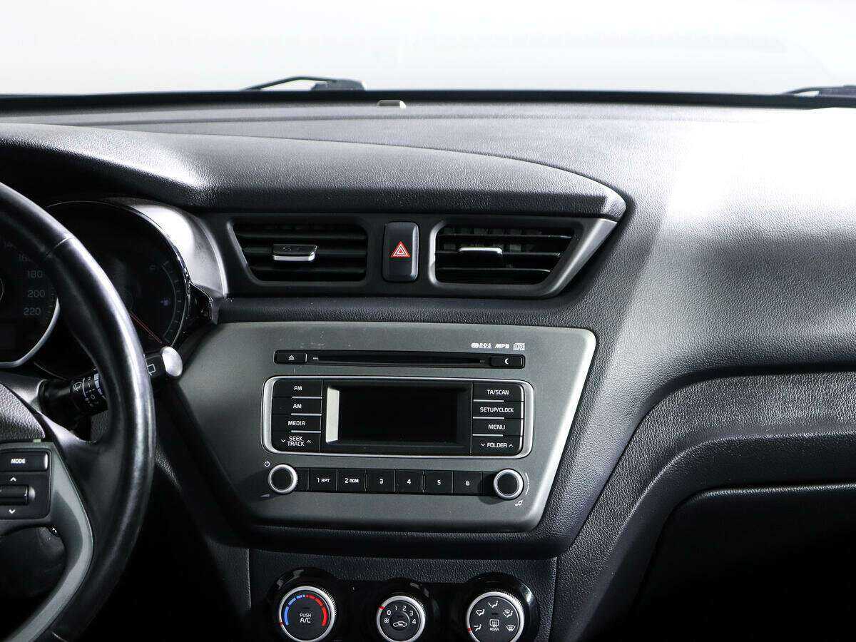 Kia Rio, 2017 Фото №14