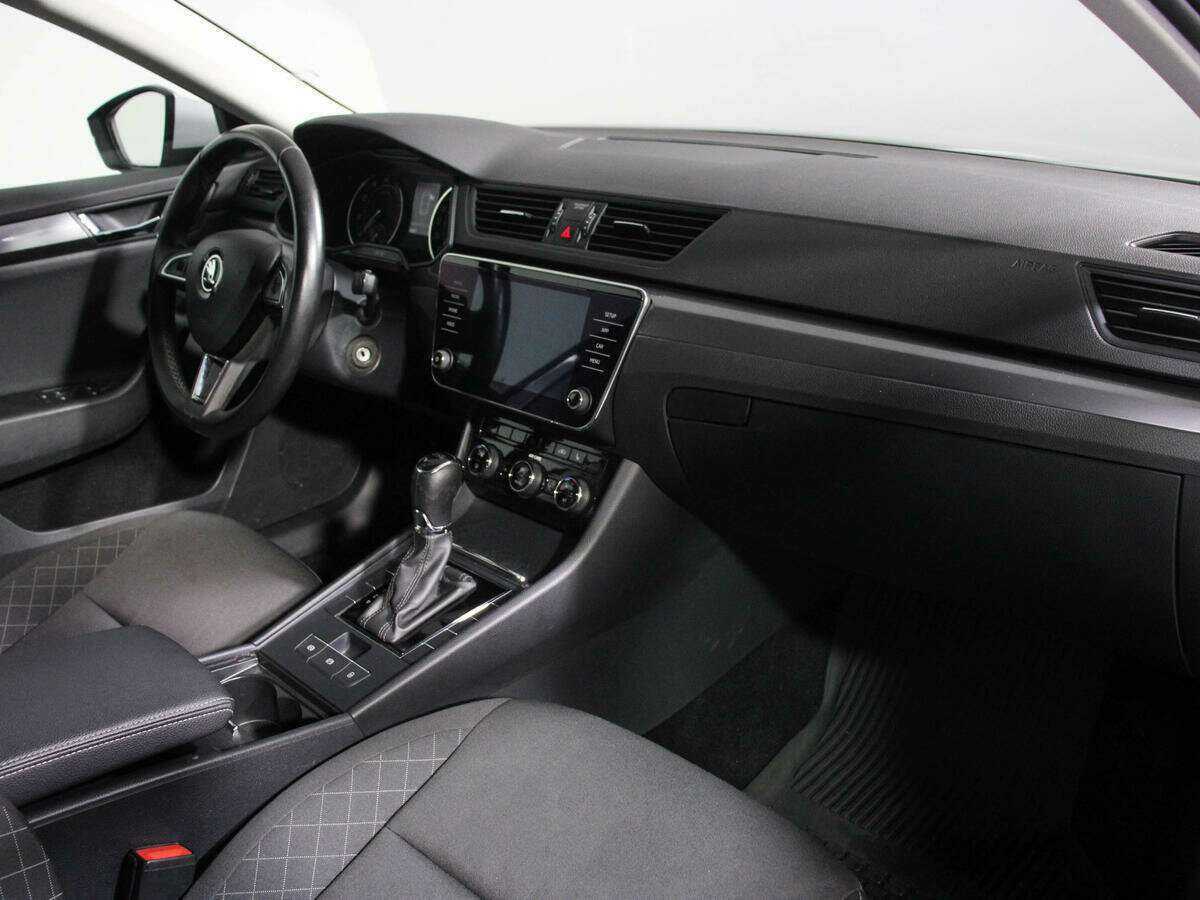 Skoda Superb, 2017 Фото №6
