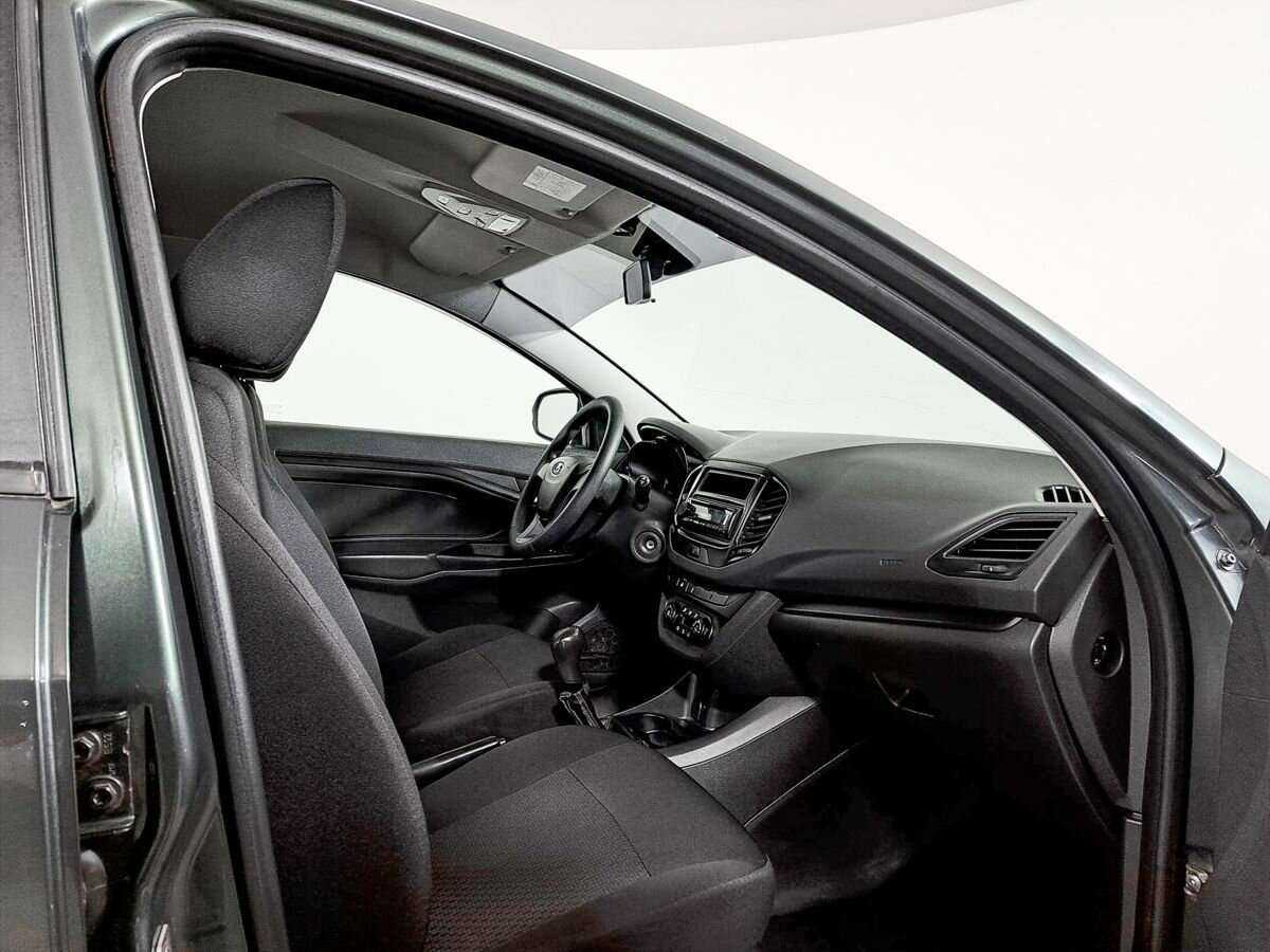 Lada (ВАЗ) Vesta, 2017 Фото №8