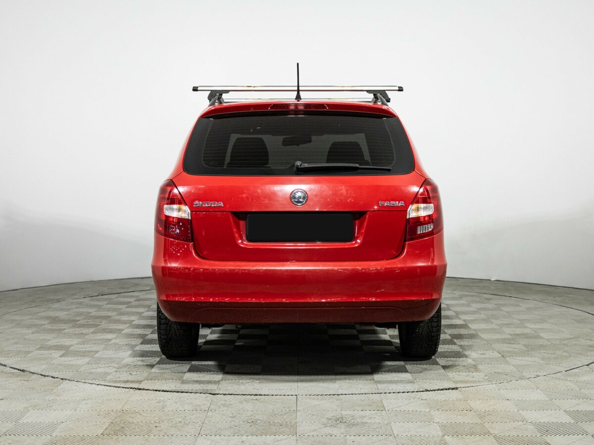 Skoda Fabia II Рестайлинг, 2014 Фото №5