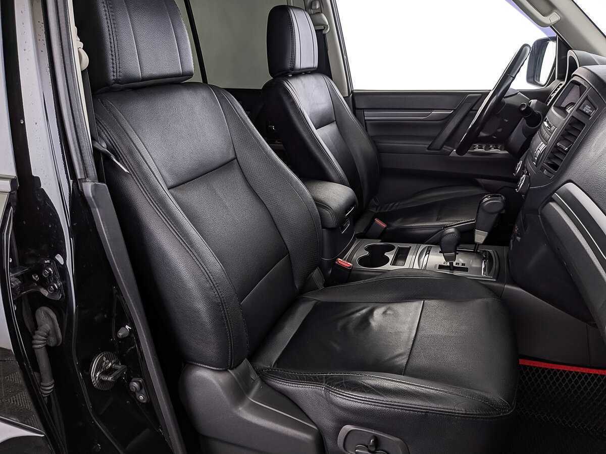 Mitsubishi Pajero, 2013 Фото №24