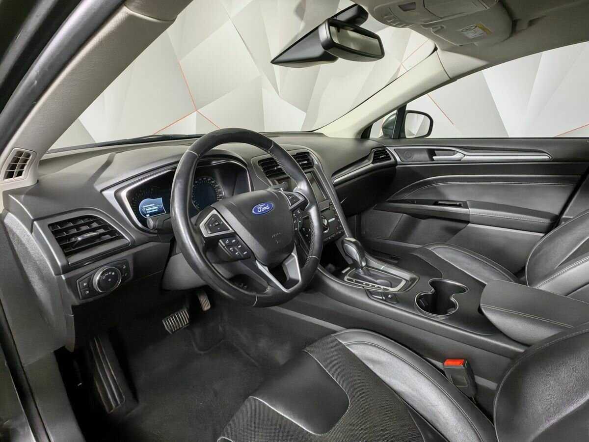 Ford Mondeo, 2018 Фото №14