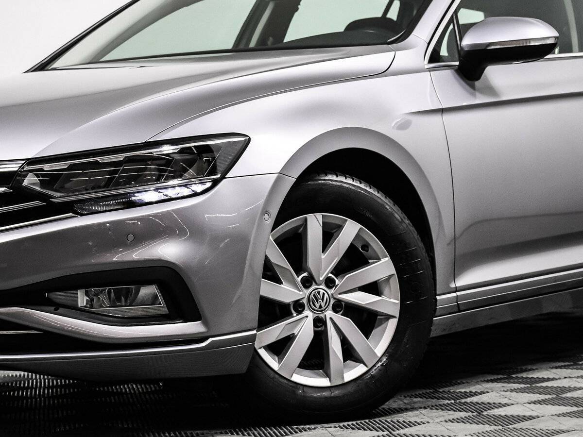 Volkswagen Passat, 2019 Фото №15