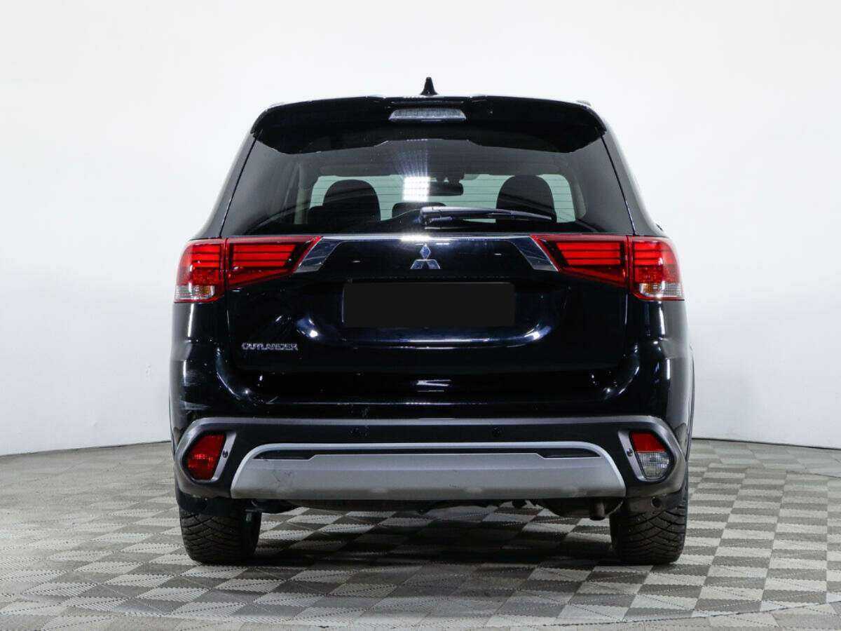 Mitsubishi Outlander, 2021 Фото №6