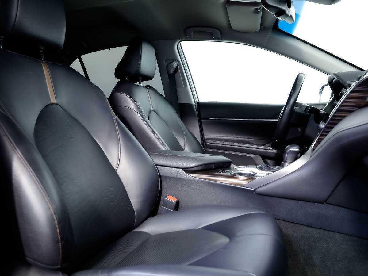 Toyota Camry, 2020 Фото №11