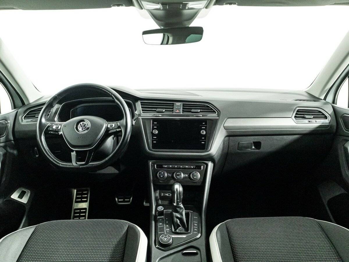 Volkswagen Tiguan, 2019 Фото №13