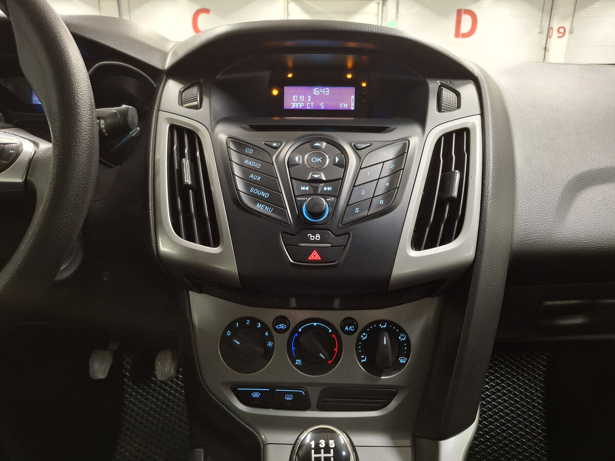 Ford Focus III, 2012 Фото №15