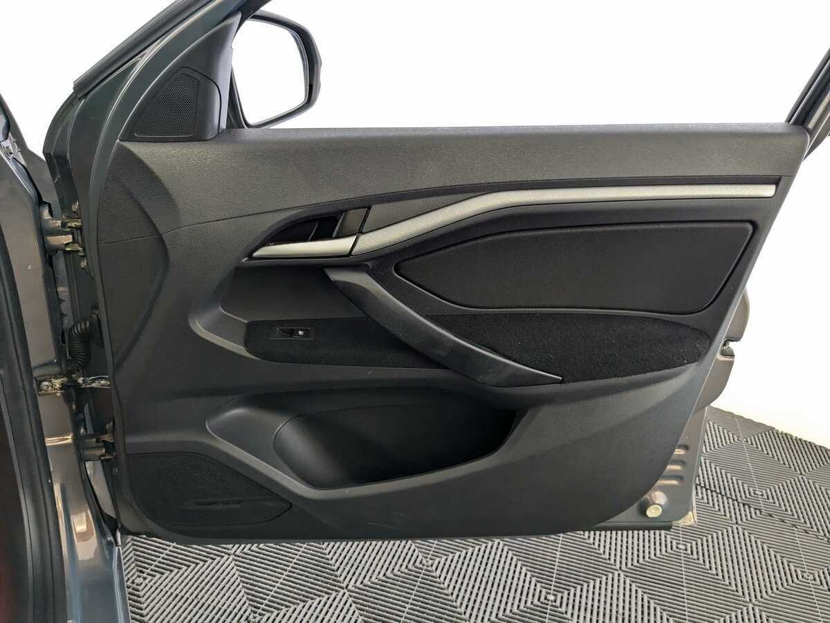 Lada (ВАЗ) Vesta, 2020 Фото №19