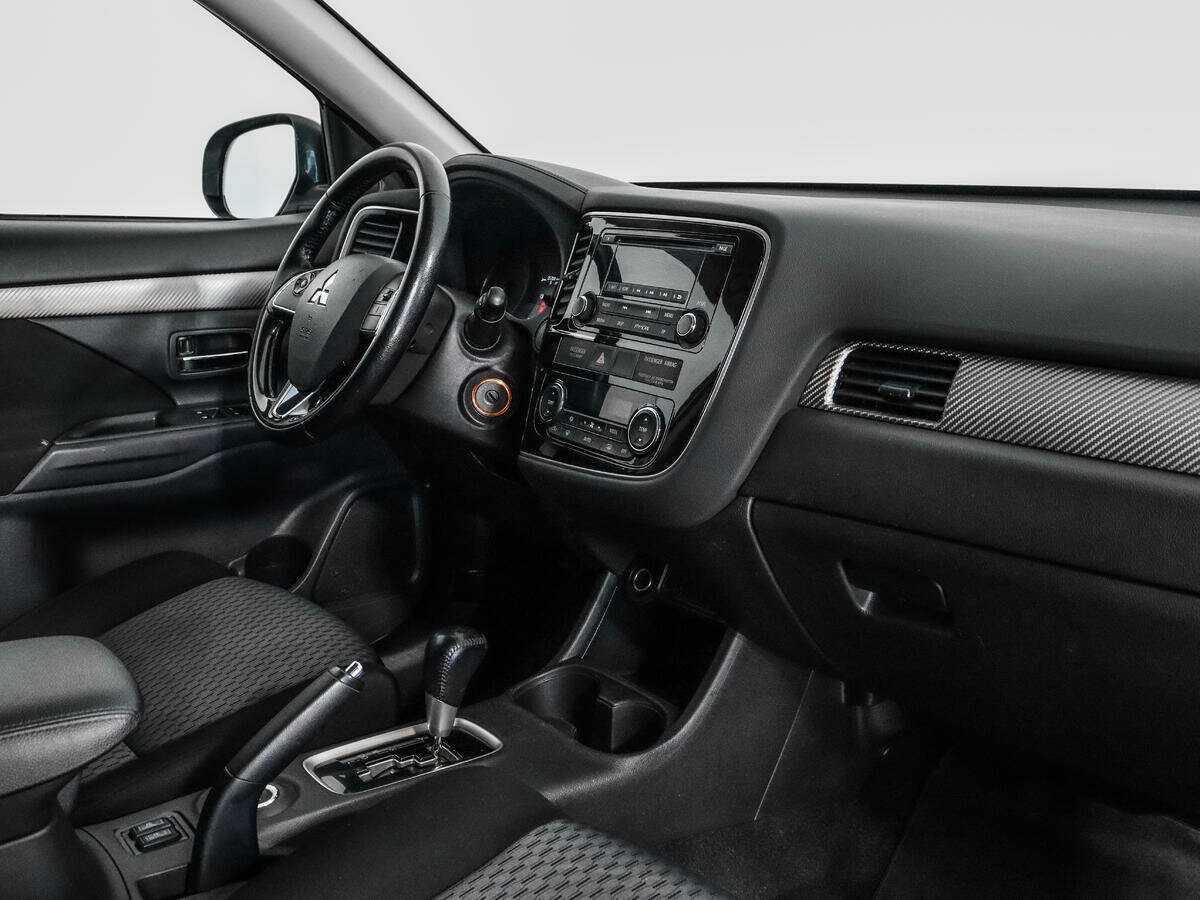 Mitsubishi Outlander, 2015 Фото №11