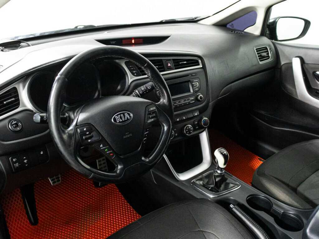 Kia Ceed, 2015 Фото №11