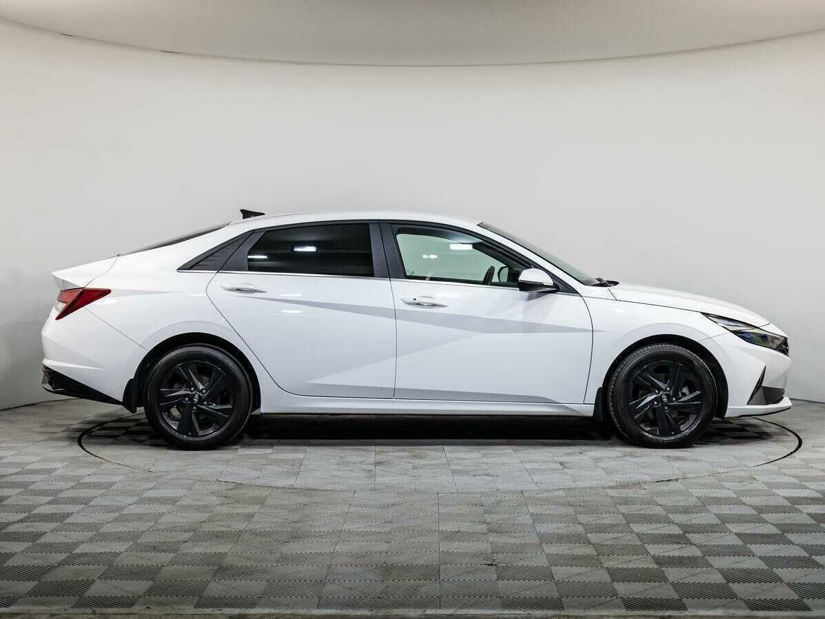 Hyundai Elantra, 2021 Фото №3