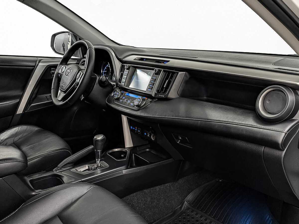 Toyota RAV4, 2017 Фото №13