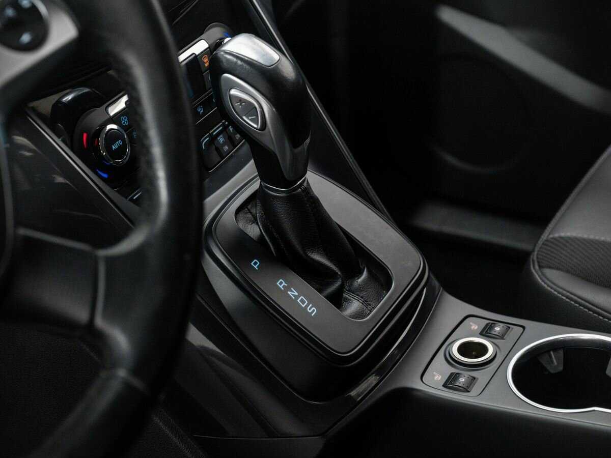 Ford Kuga, 2015 Фото №14