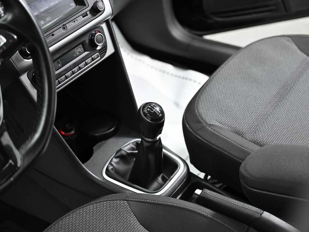 Volkswagen Polo, 2017 Фото №9