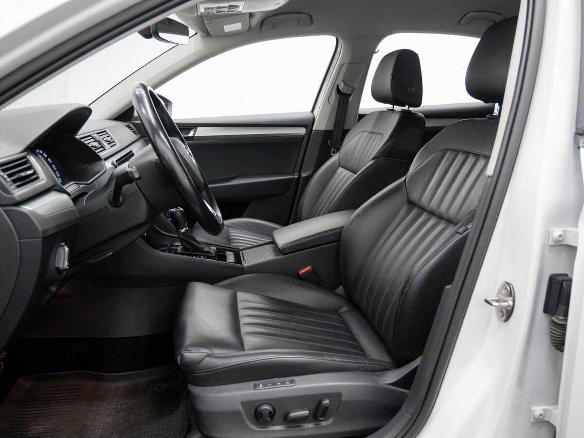 Skoda Superb, 2018 Фото №15