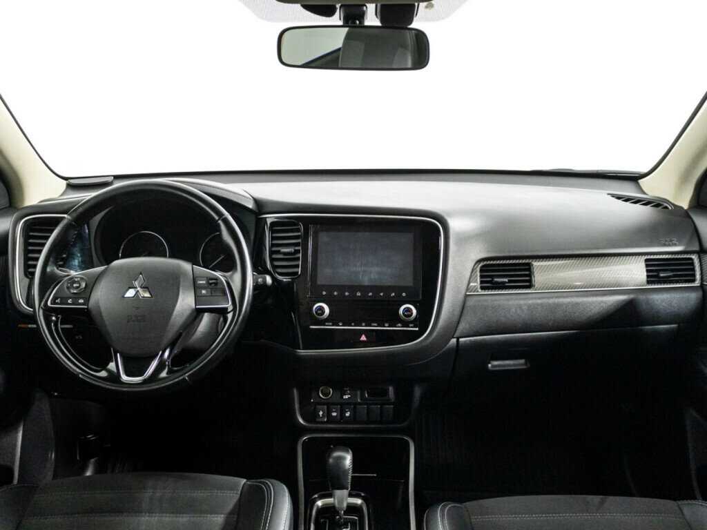 Mitsubishi Outlander, 2021 Фото №13