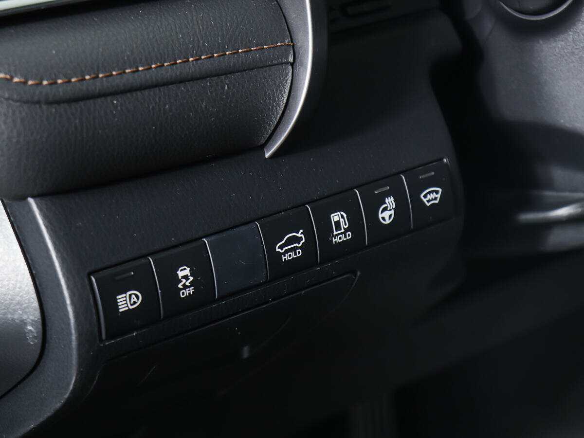 Toyota Camry, 2019 Фото №17