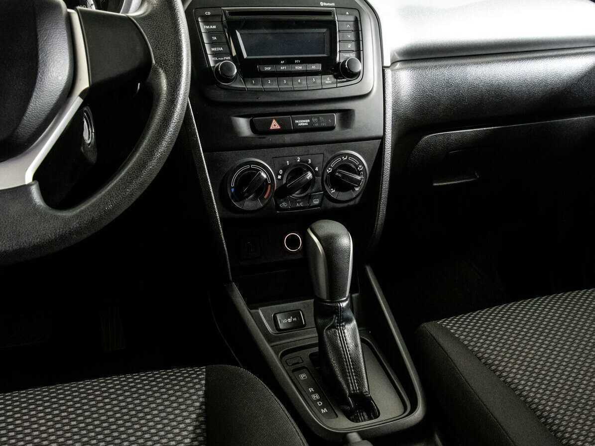 Suzuki Vitara, 2017 Фото №14