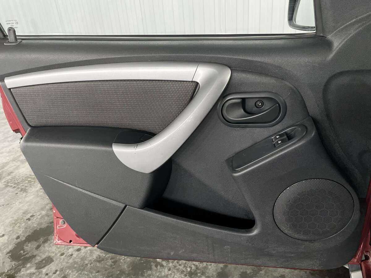 Renault Duster, 2012 Фото №17