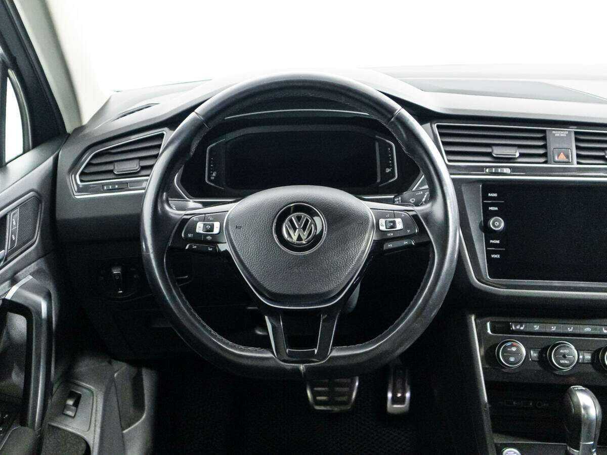 Volkswagen Tiguan, 2019 Фото №21