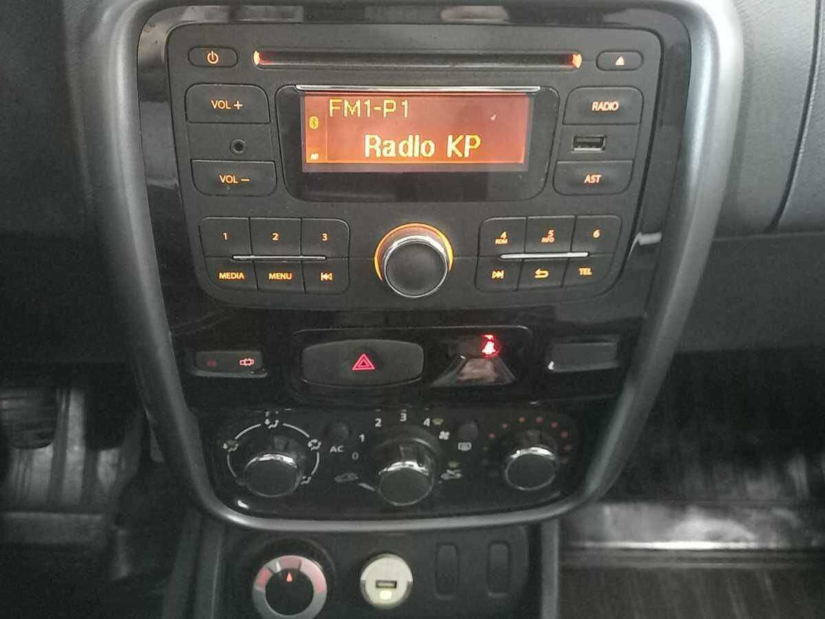 Renault Duster, 2012 Фото №13